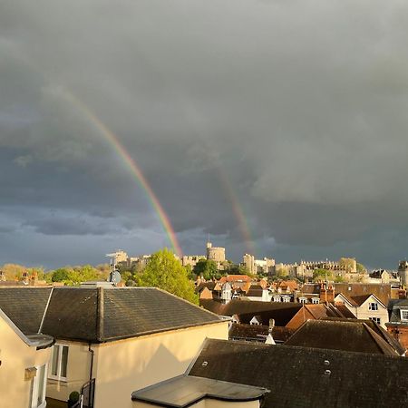 Top Floor En-Suite Double Bedrooms With Great View Of Windsor Castle & Free Parking Esterno foto