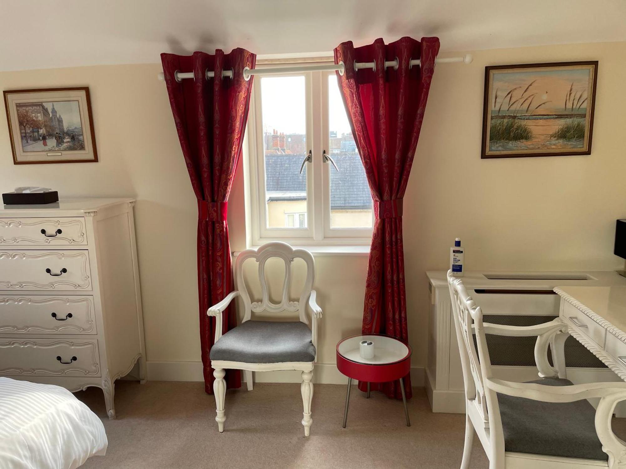Top Floor En-Suite Double Bedrooms With Great View Of Windsor Castle & Free Parking Esterno foto