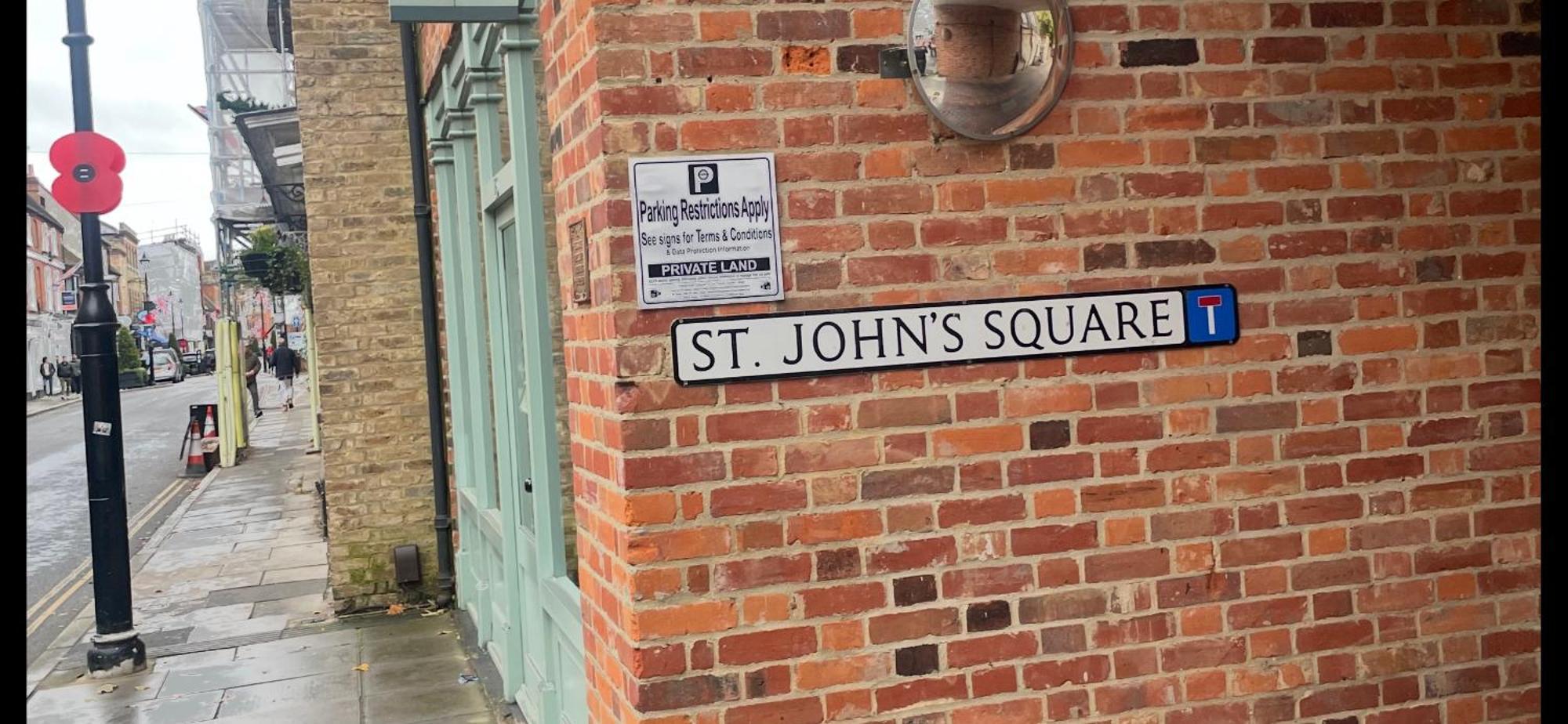 Top Floor En-Suite Double Bedrooms With Great View Of Windsor Castle & Free Parking Esterno foto