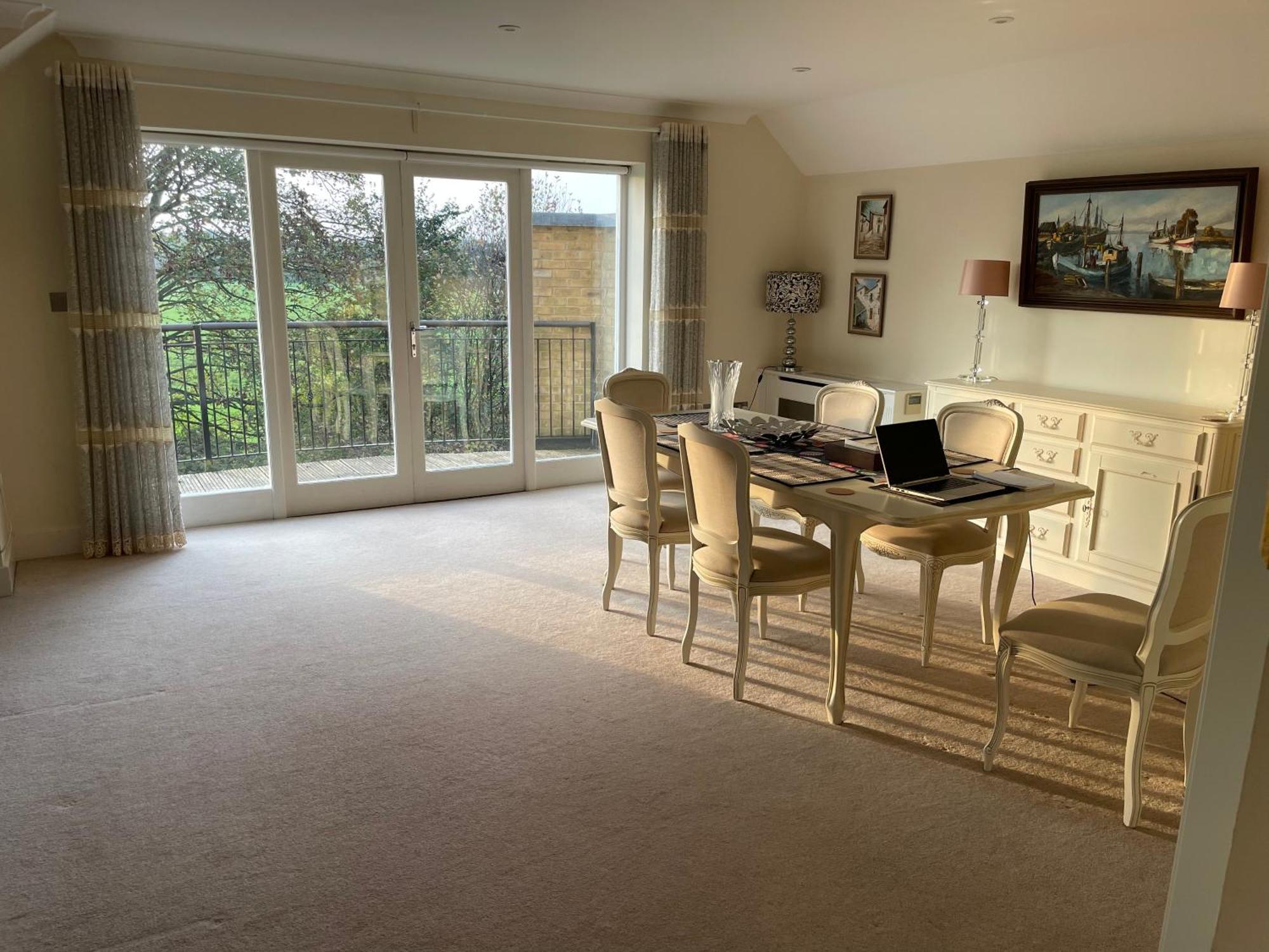 Top Floor En-Suite Double Bedrooms With Great View Of Windsor Castle & Free Parking Esterno foto