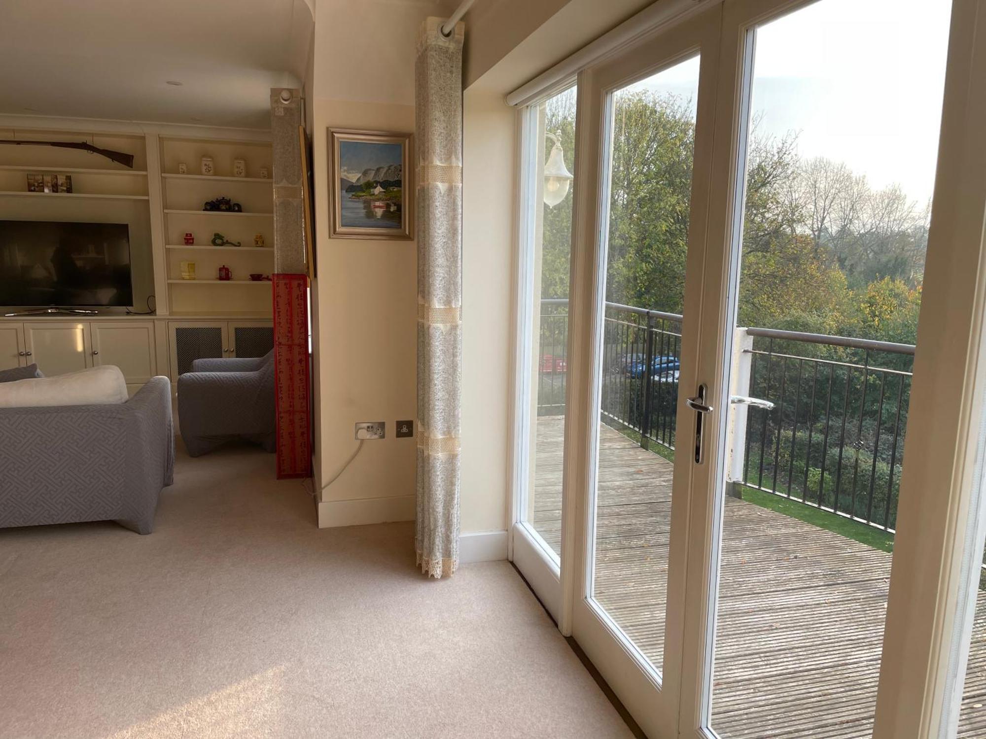 Top Floor En-Suite Double Bedrooms With Great View Of Windsor Castle & Free Parking Esterno foto