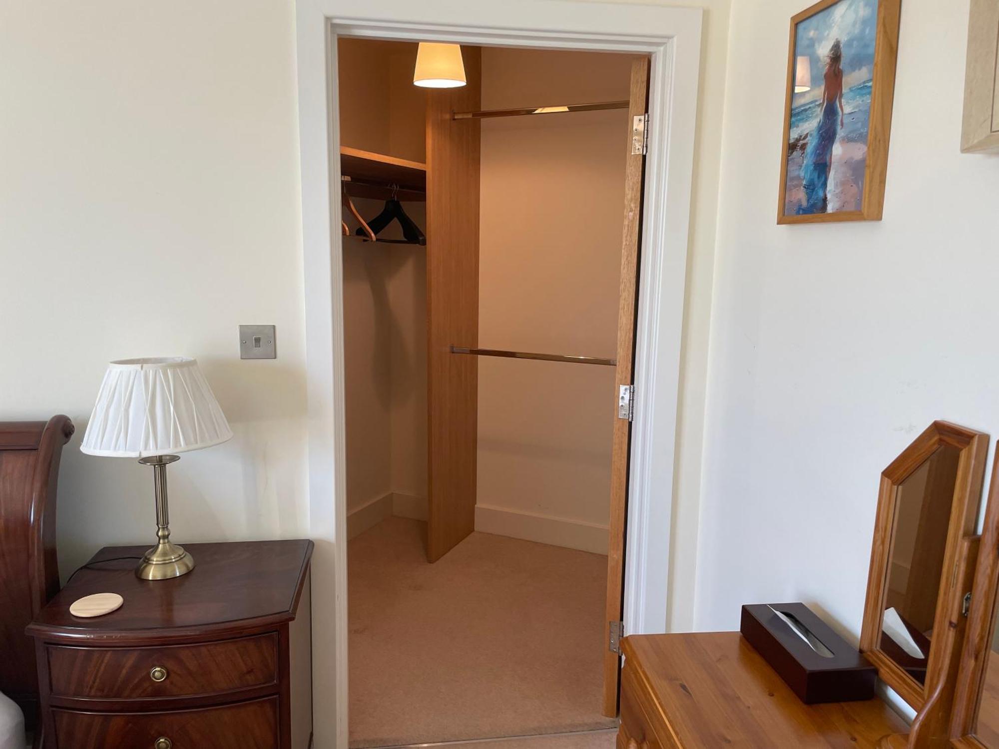 Top Floor En-Suite Double Bedrooms With Great View Of Windsor Castle & Free Parking Esterno foto
